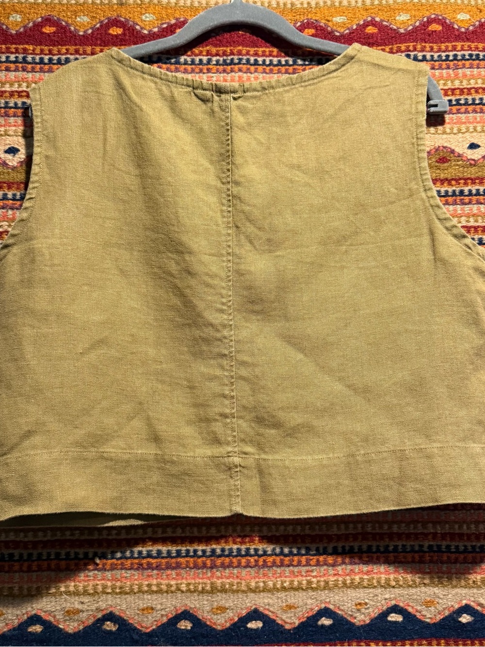 Elizabeth Suzanne Petra Crop in Olive Linen - Picture 5 of 7